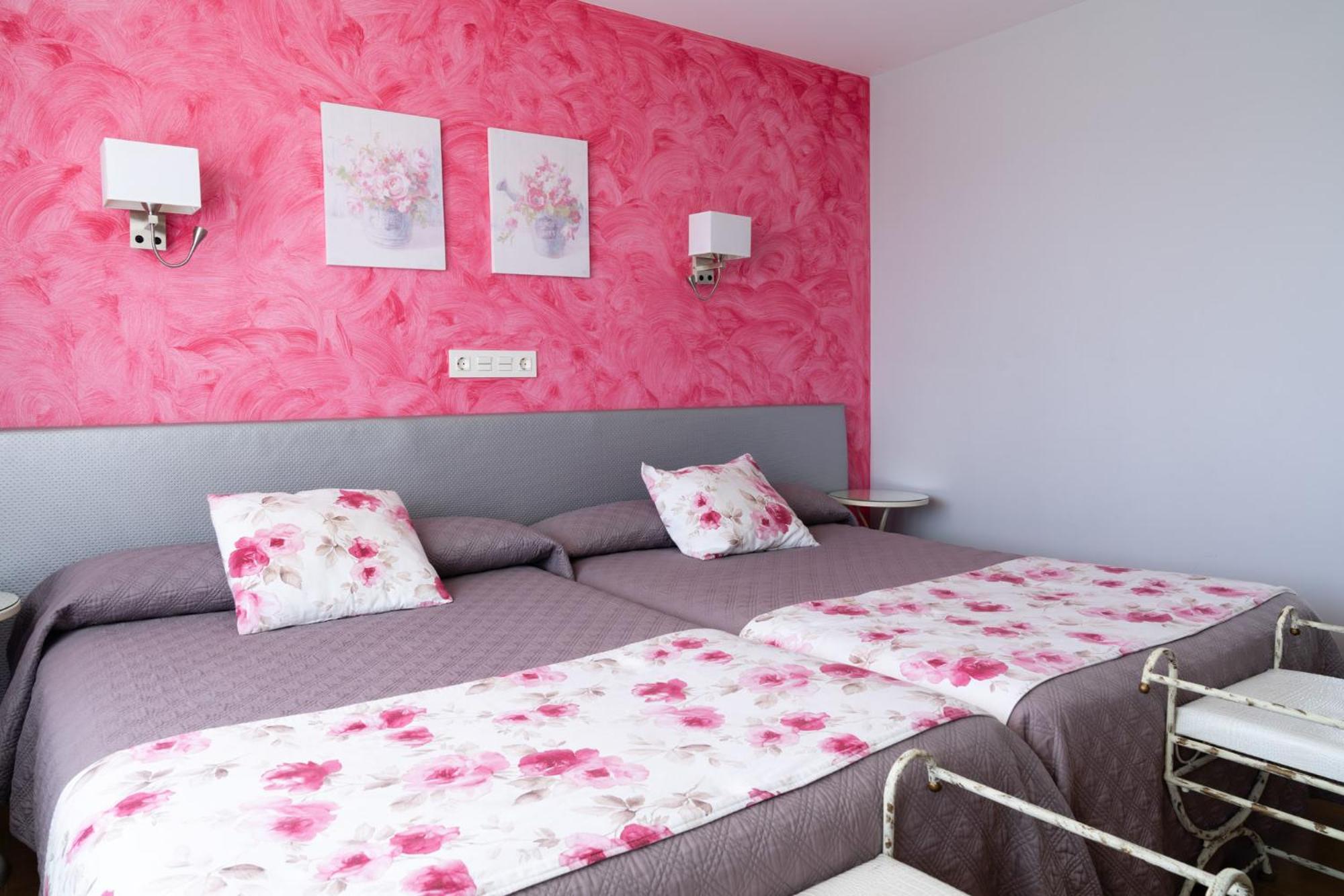 Hotel El Pinar Villapedre Екстериор снимка