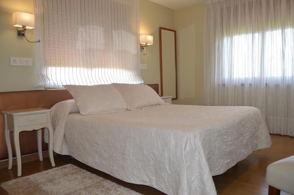 Hotel El Pinar Villapedre Екстериор снимка